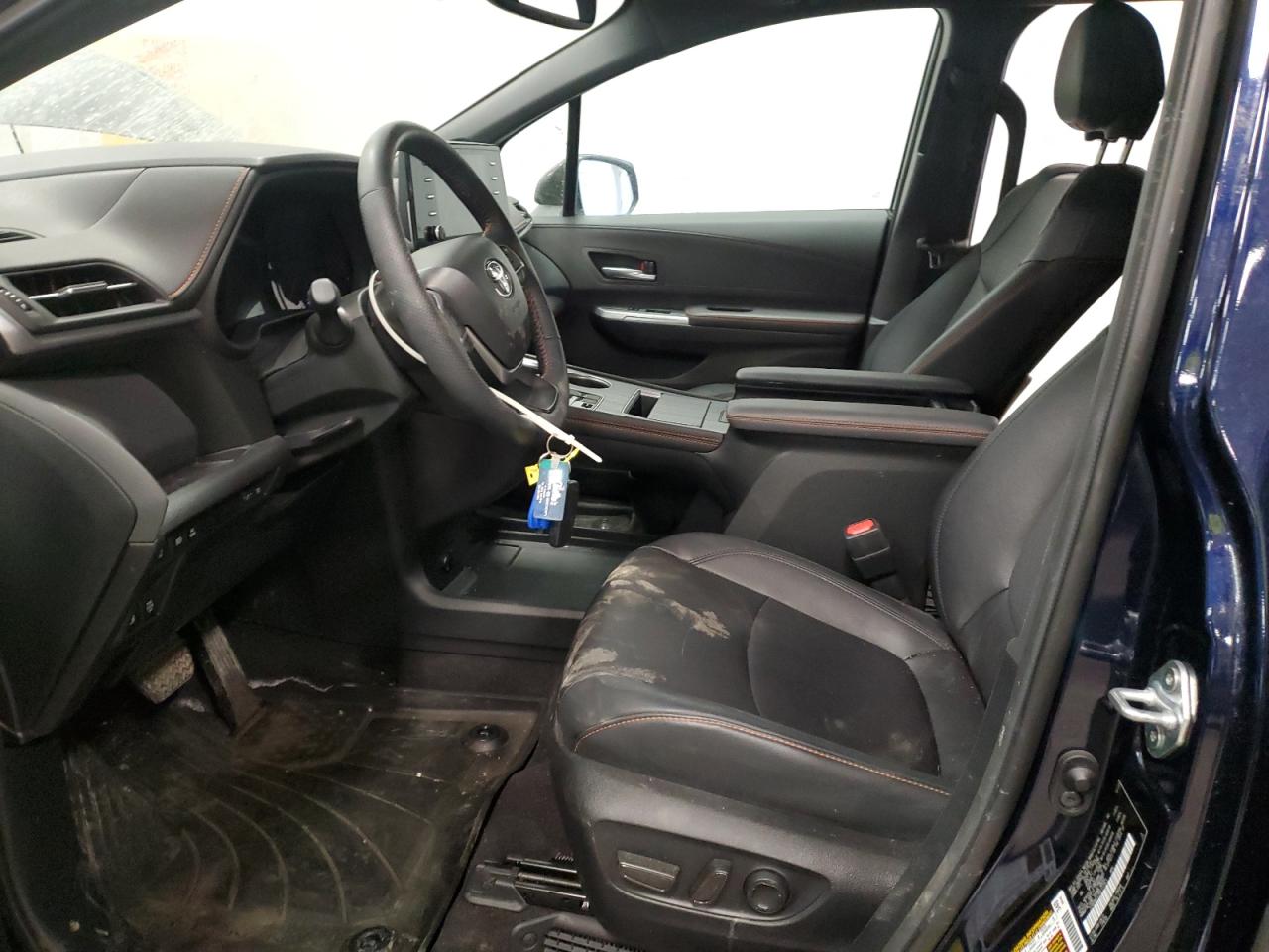 2024 TOYOTA SIENNA XSE VIN:5TDDSKFC2RS117341