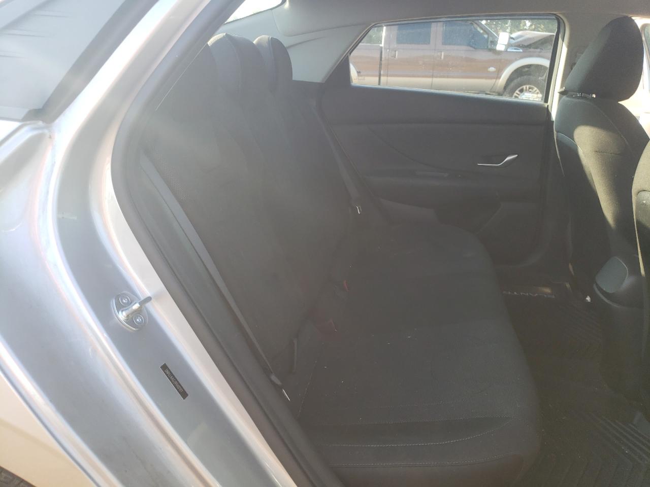 2023 HYUNDAI ELANTRA SE VIN:5NPLL4AG2PH117177