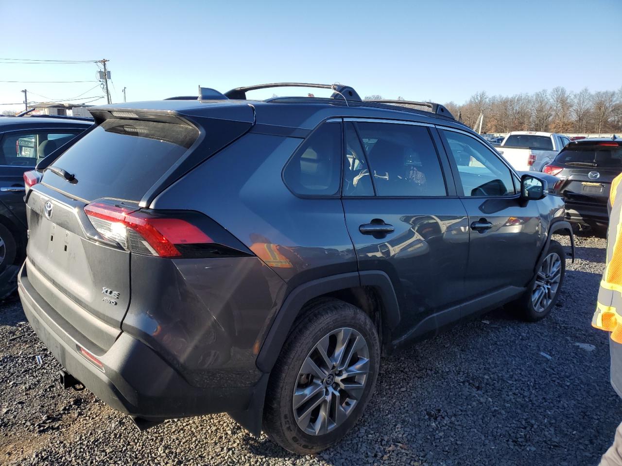 2023 TOYOTA RAV4 XLE PREMIUM VIN:2T3A1RFVXPW396078