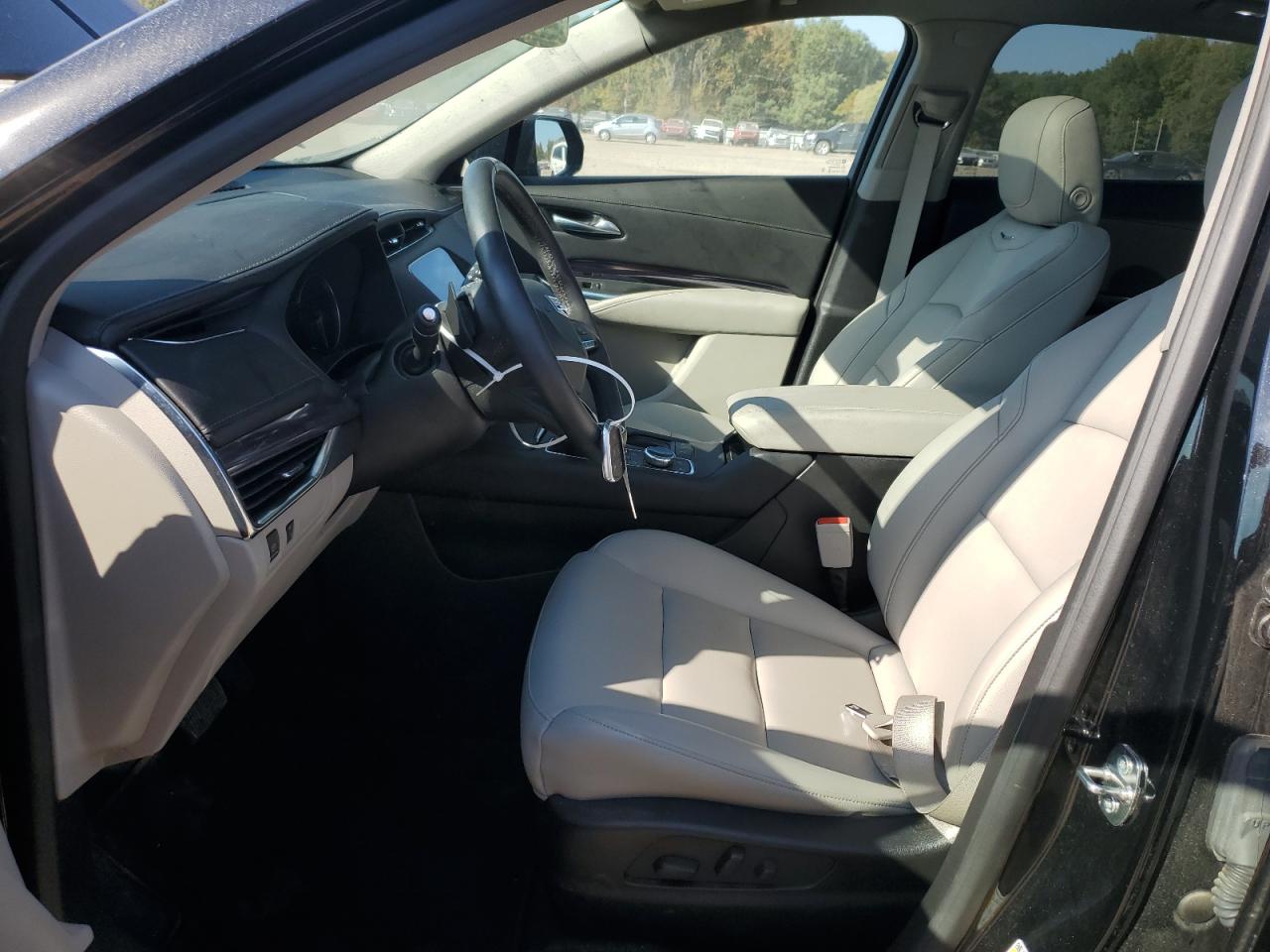 2023 CADILLAC XT4 LUXURY VIN:1GYAZAR41PF219590