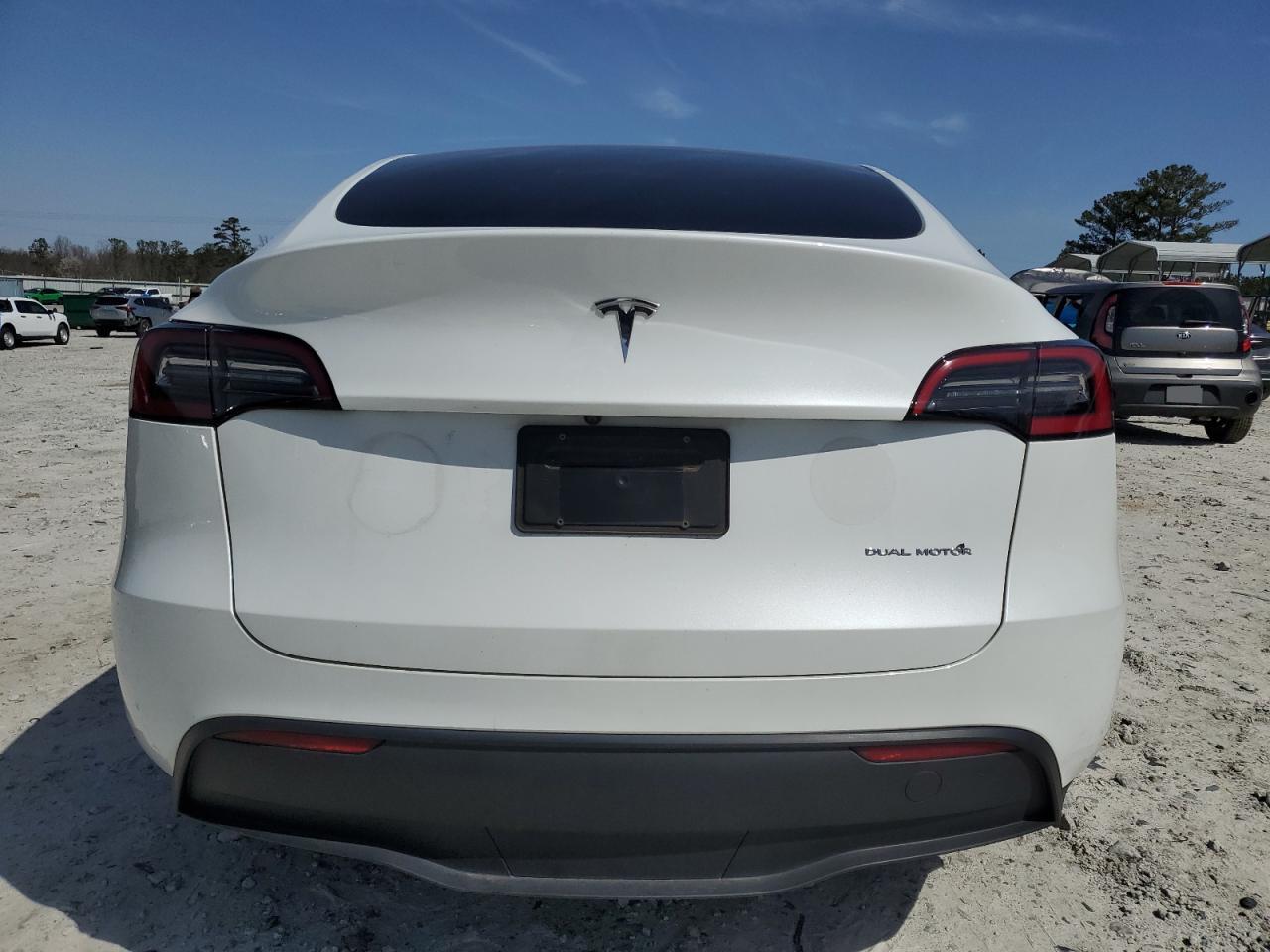 2023 TESLA MODEL Y  VIN:7SAYGAEE7PF773152