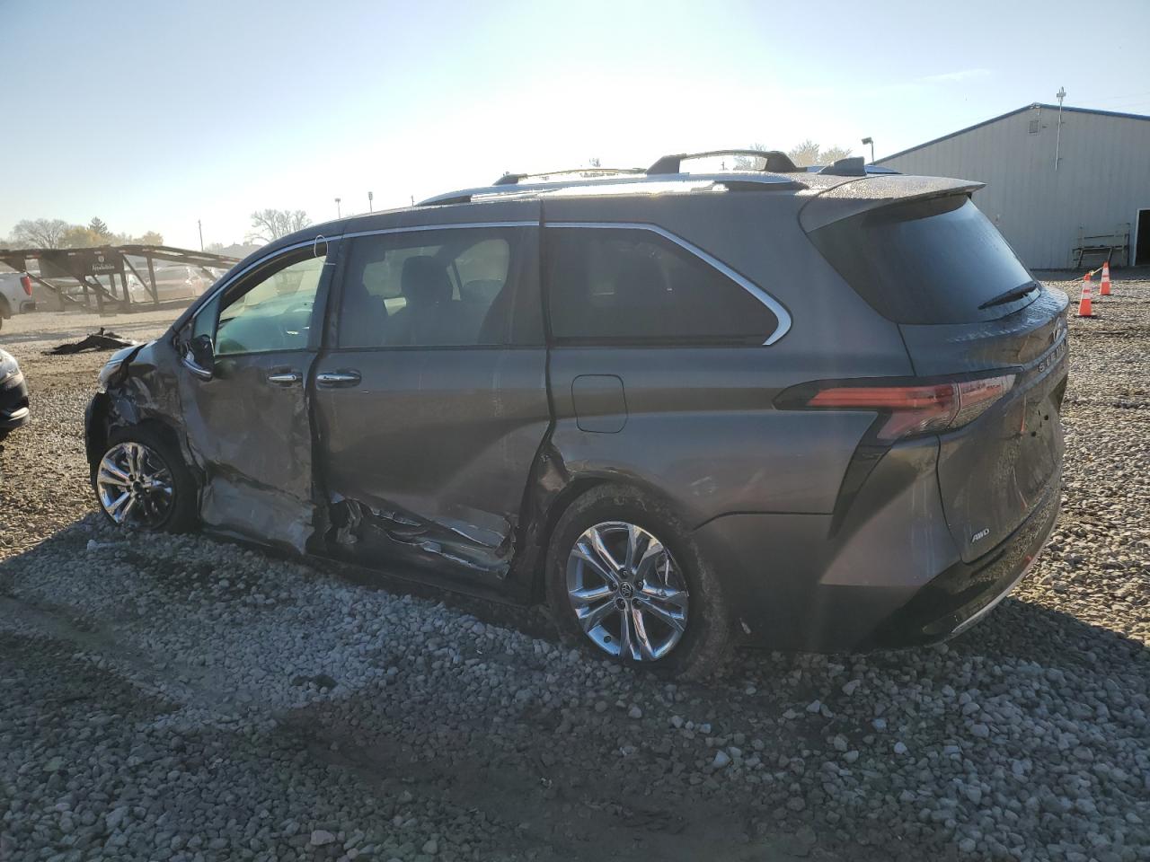 2024 TOYOTA SIENNA LIMITED VIN:5TDESKFC6RS149262