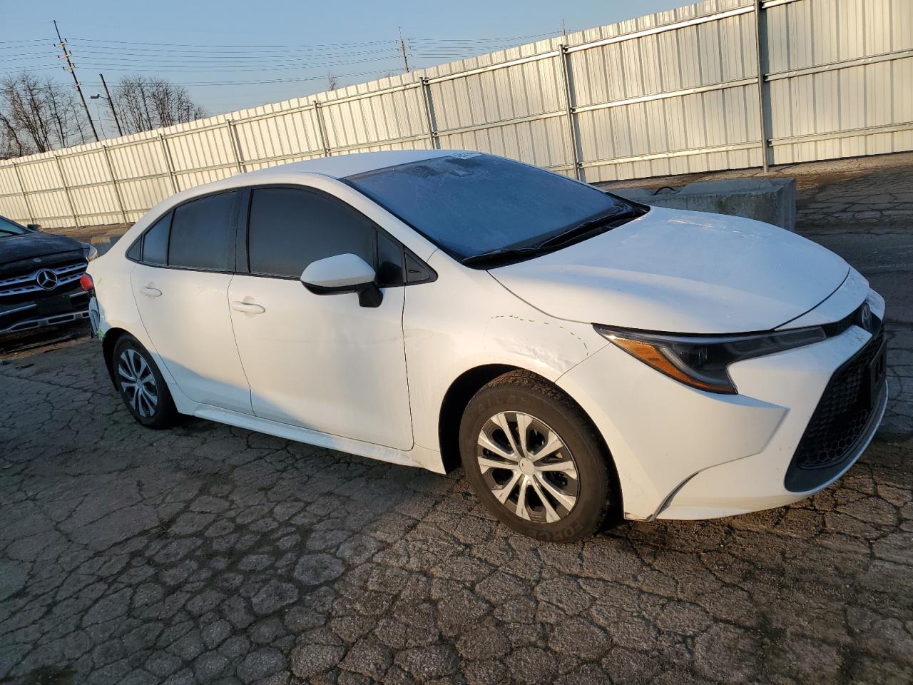 2022 TOYOTA COROLLA LE VIN:JTDEAMDE0N3011408