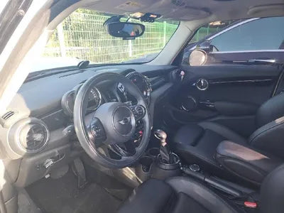 2015 MINI Cooper VIN: