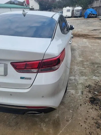 2016 Kia K5 VIN: