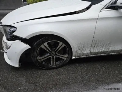 2017 Mercedes-Benz E 300 VIN: