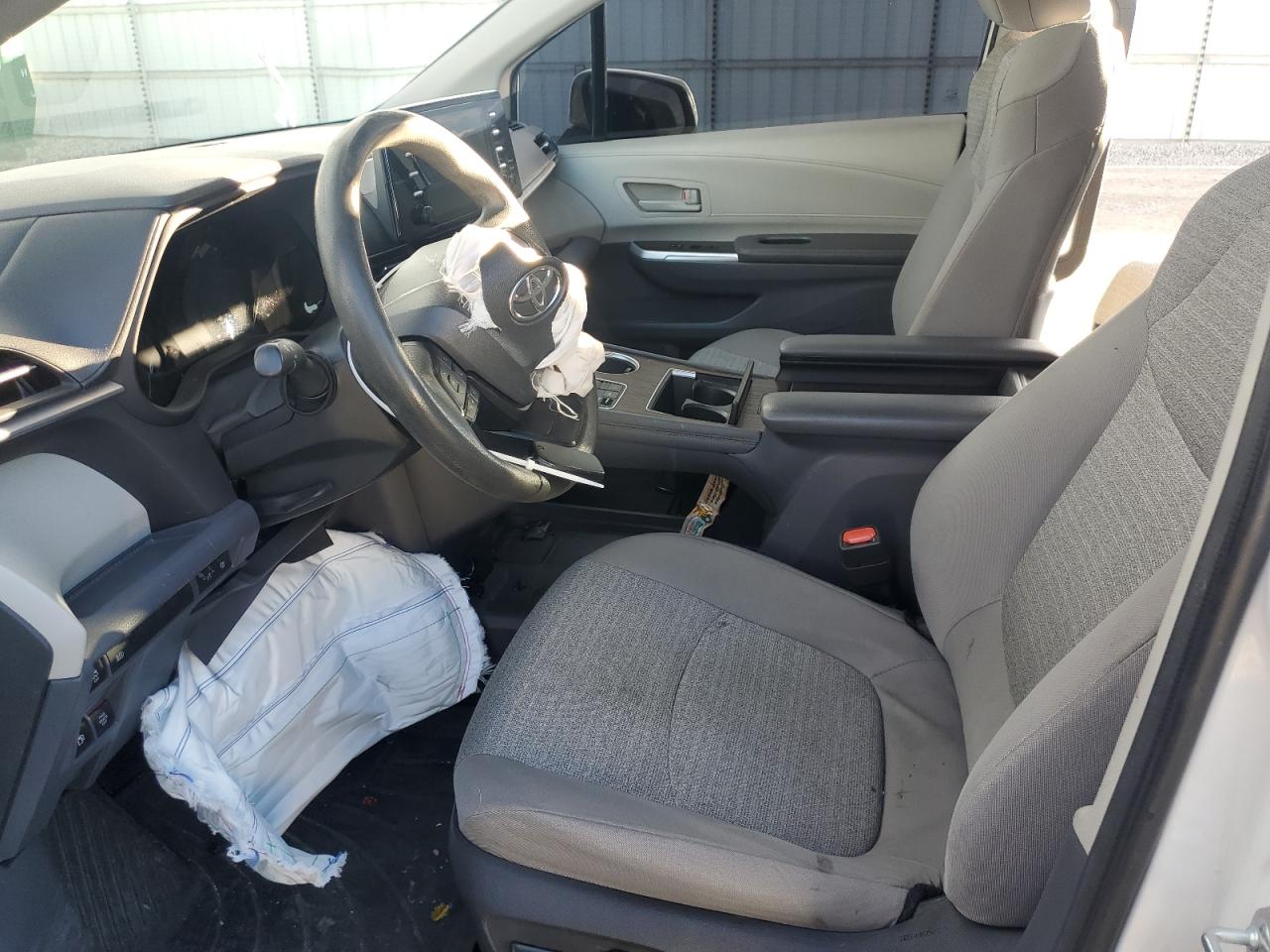 2022 TOYOTA SIENNA LE VIN:5TDKSKFC5NS055967