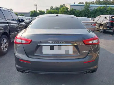 2018 Maserati Ghibli VIN: