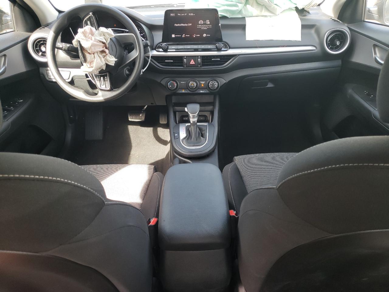 2024 KIA FORTE LX VIN:3KPF24AD0RE787940
