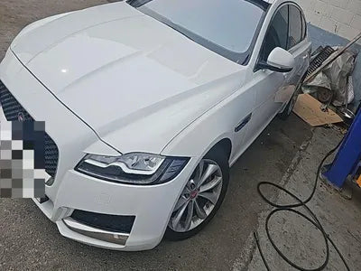 2019 Jaguar XF VIN: