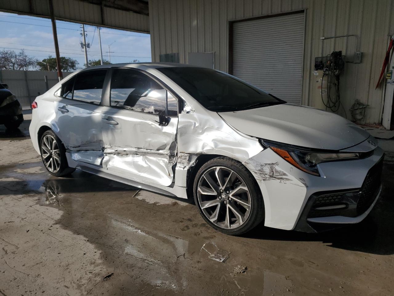 2022 TOYOTA COROLLA SE VIN:5YFS4MCE4NP131313