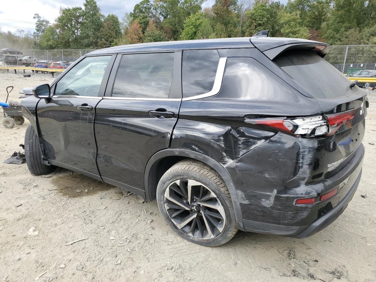 2022 MITSUBISHI OUTLANDER ES VIN:JA4J4TA84NZ062321