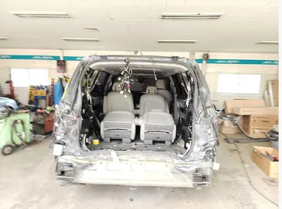 2018 Kia Carnival KNAME81ABJS401912 VIN:KNAME81ABJS401912