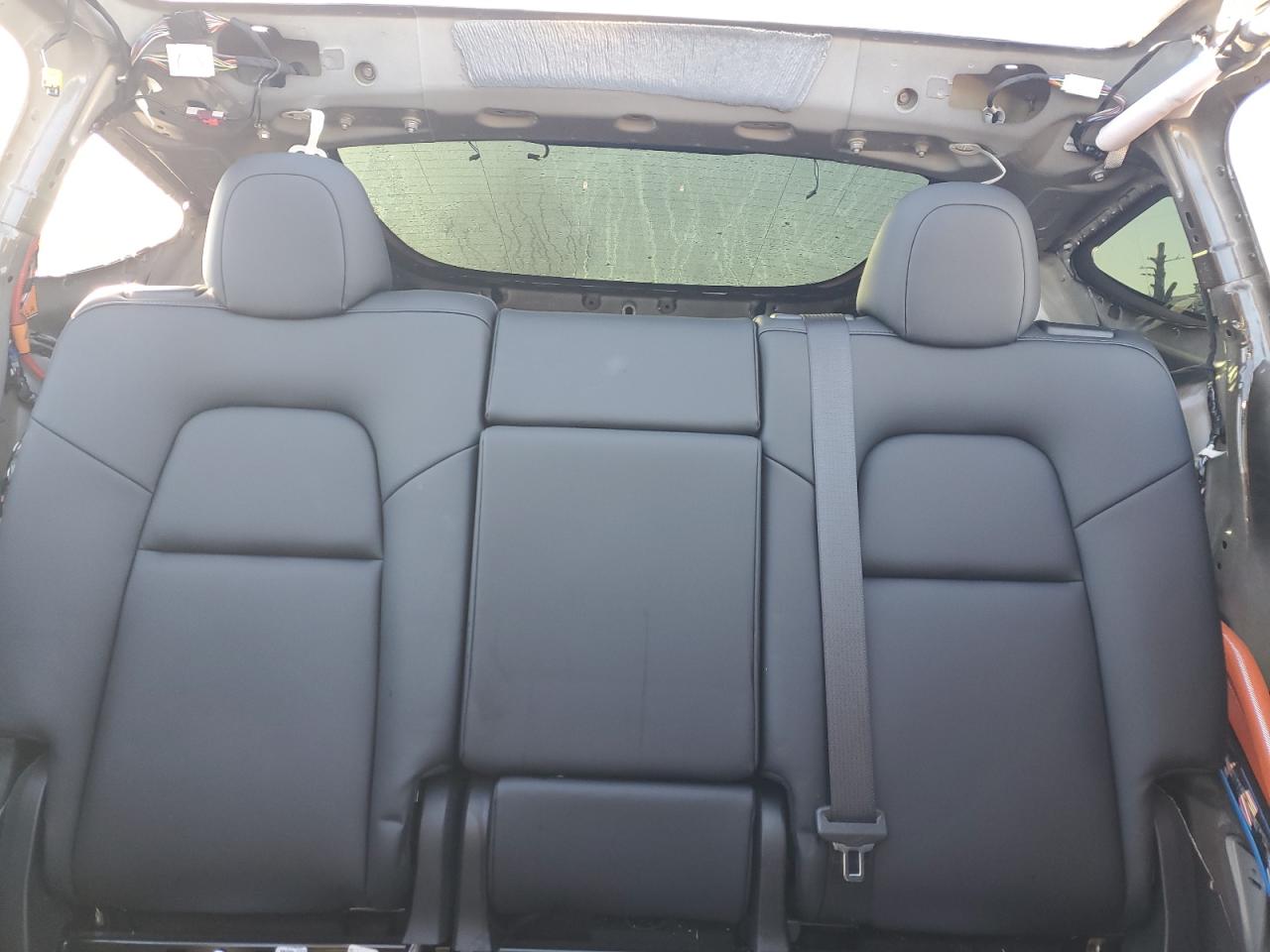2022 TESLA MODEL Y  VIN:7SAYGDEE7NF403897
