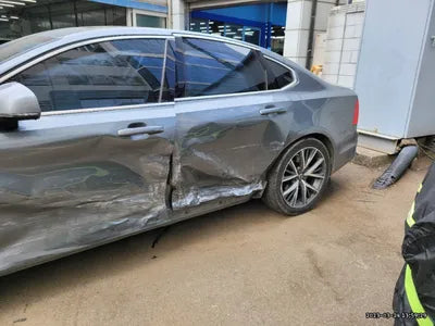 2017 Volvo S90 VIN: