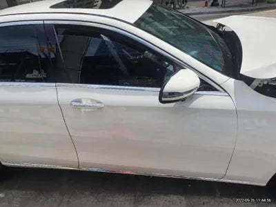 2019 Mercedes-Benz E 300 WDDZF4JB2KA672352 VIN:WDDZF4JB2KA672352