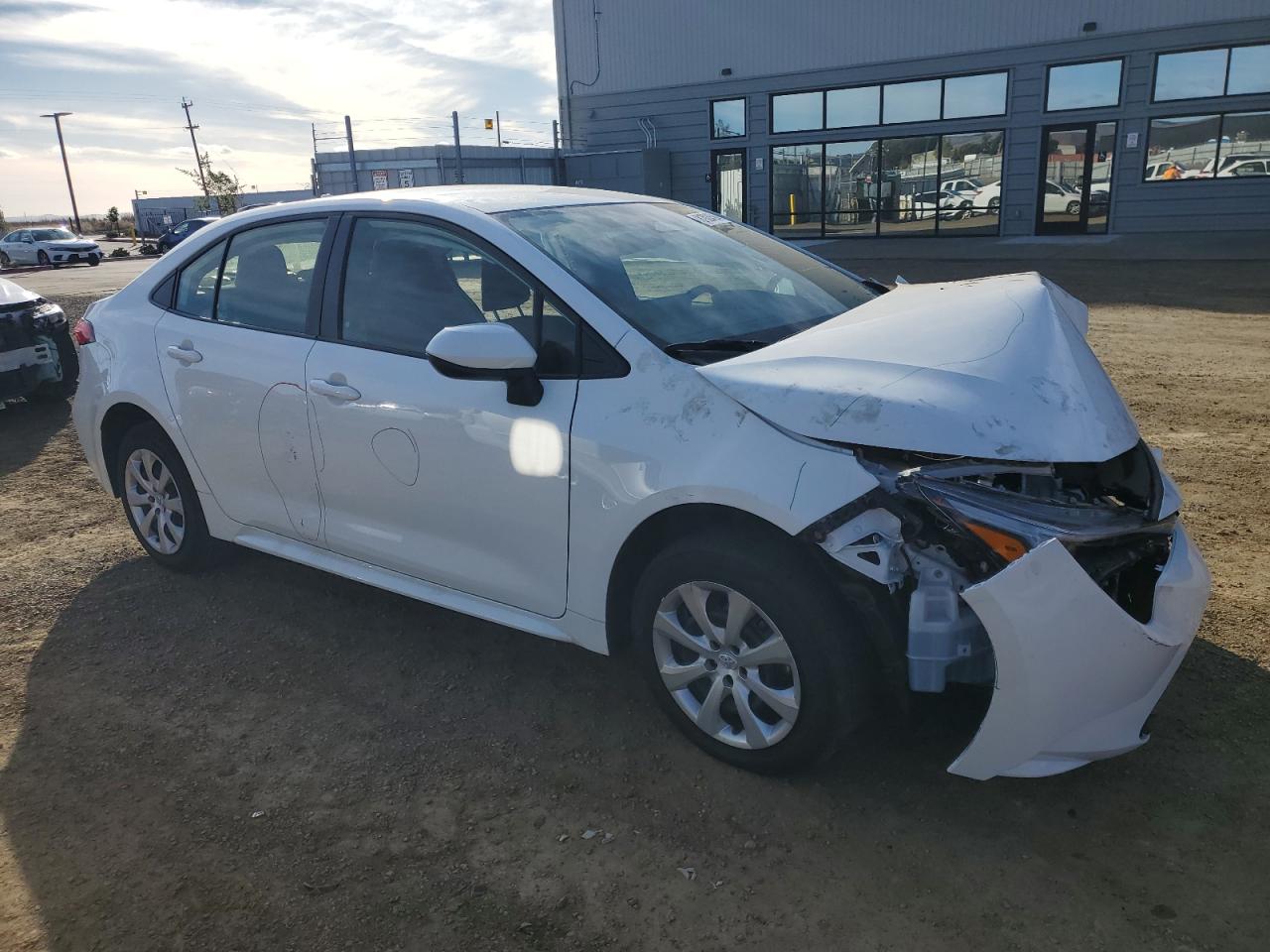 2024 TOYOTA COROLLA LE VIN:JTDBCMFE8RJ025696