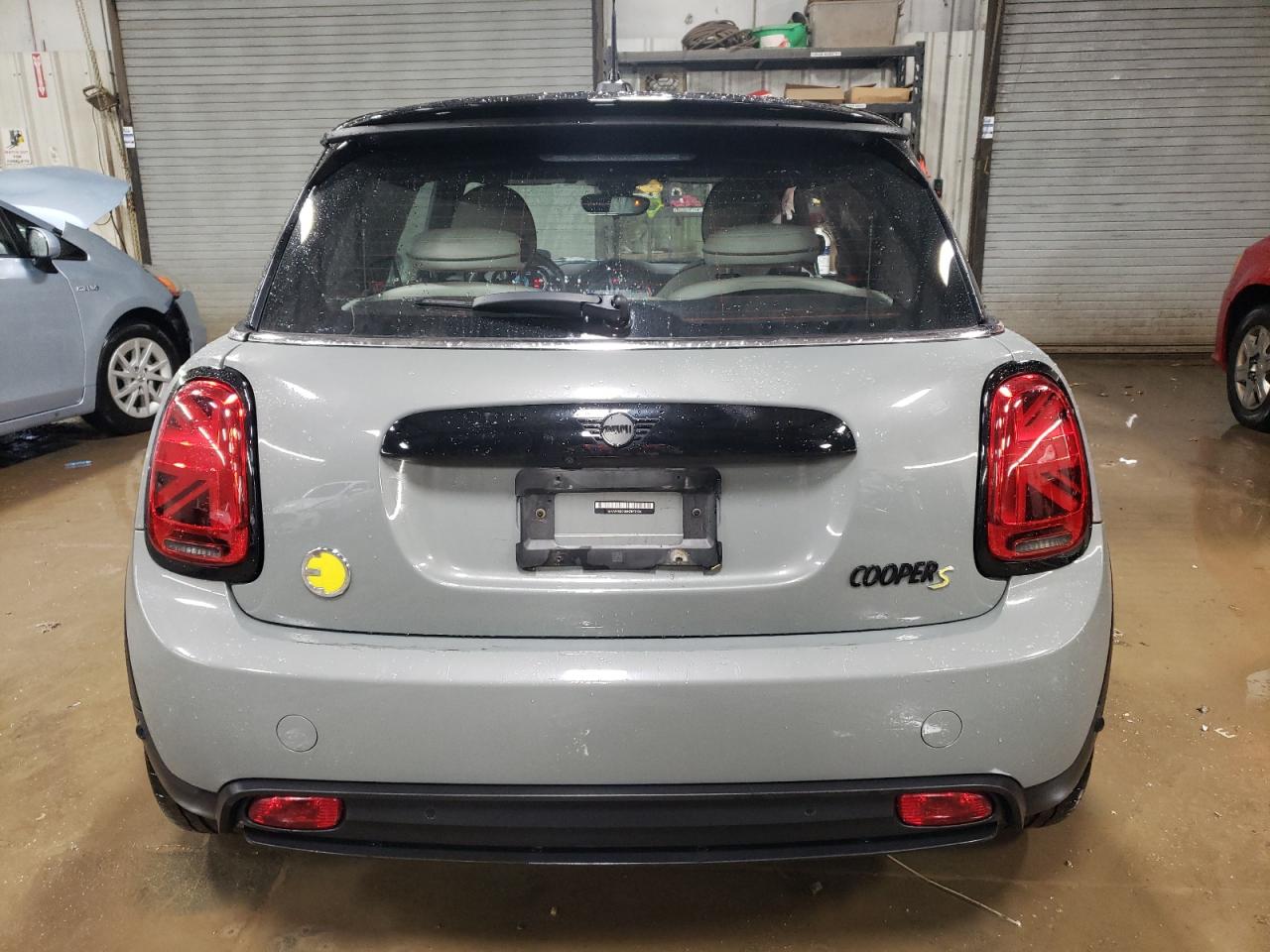 2022 MINI COOPER SE VIN:WMW13DJ05N2R52504