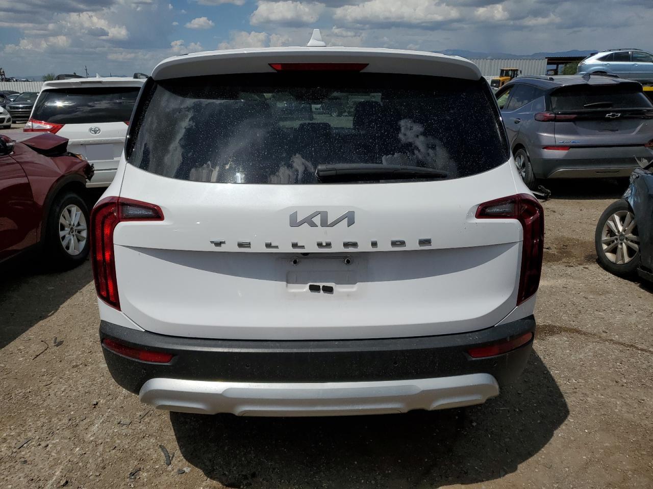 2022 KIA TELLURIDE LX VIN:5XYP24HC1NG265817