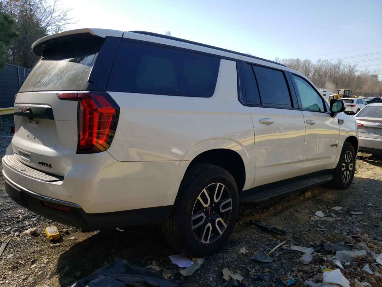 2023 GMC YUKON XL K1500 AT4 VIN:1GKS2HKD7PR493378