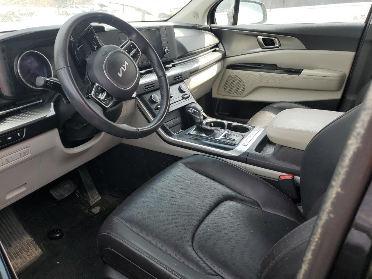 2024 KIA CARNIVAL LX VIN:KNDNB4H32R6322932