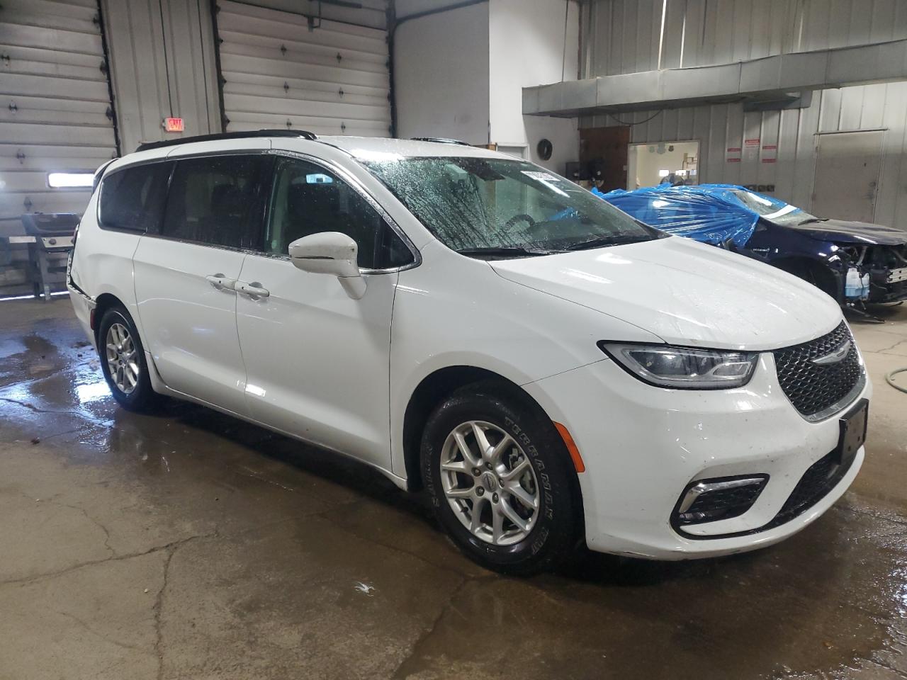 2022 CHRYSLER PACIFICA TOURING L VIN:2C4RC1BG1NR176681
