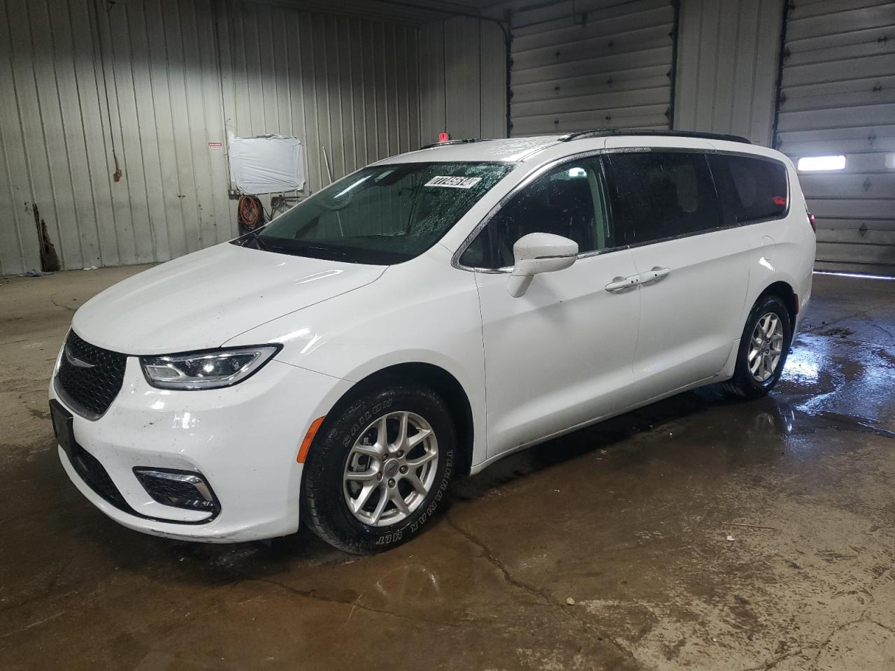 2022 CHRYSLER PACIFICA TOURING L VIN:2C4RC1BG1NR176681