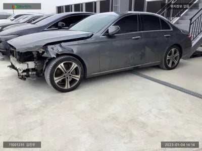 2019 Mercedes-Benz E 300 WDDZF4JB8KA605352 VIN:WDDZF4JB8KA605352