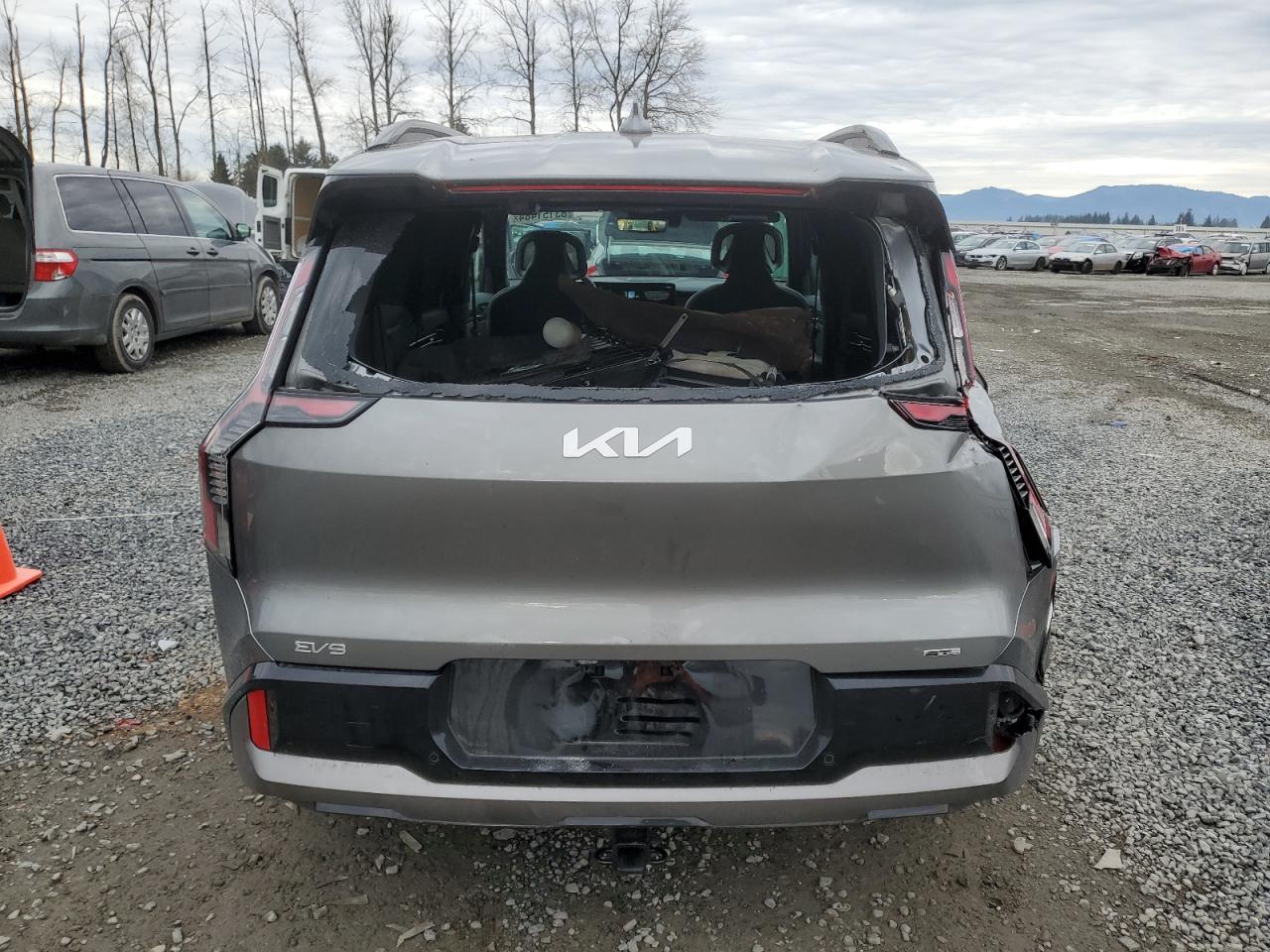 2024 KIA EV9 GT LINE VIN:KNDAEFS56R6045102