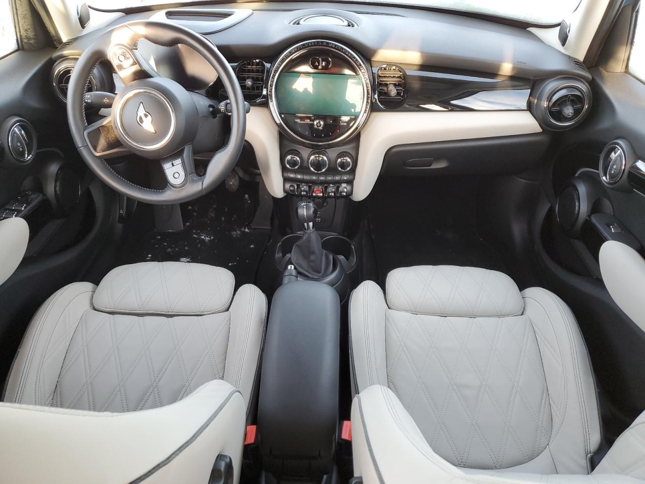 2022 MINI COOPER S VIN:WMW53DK08N2S29603
