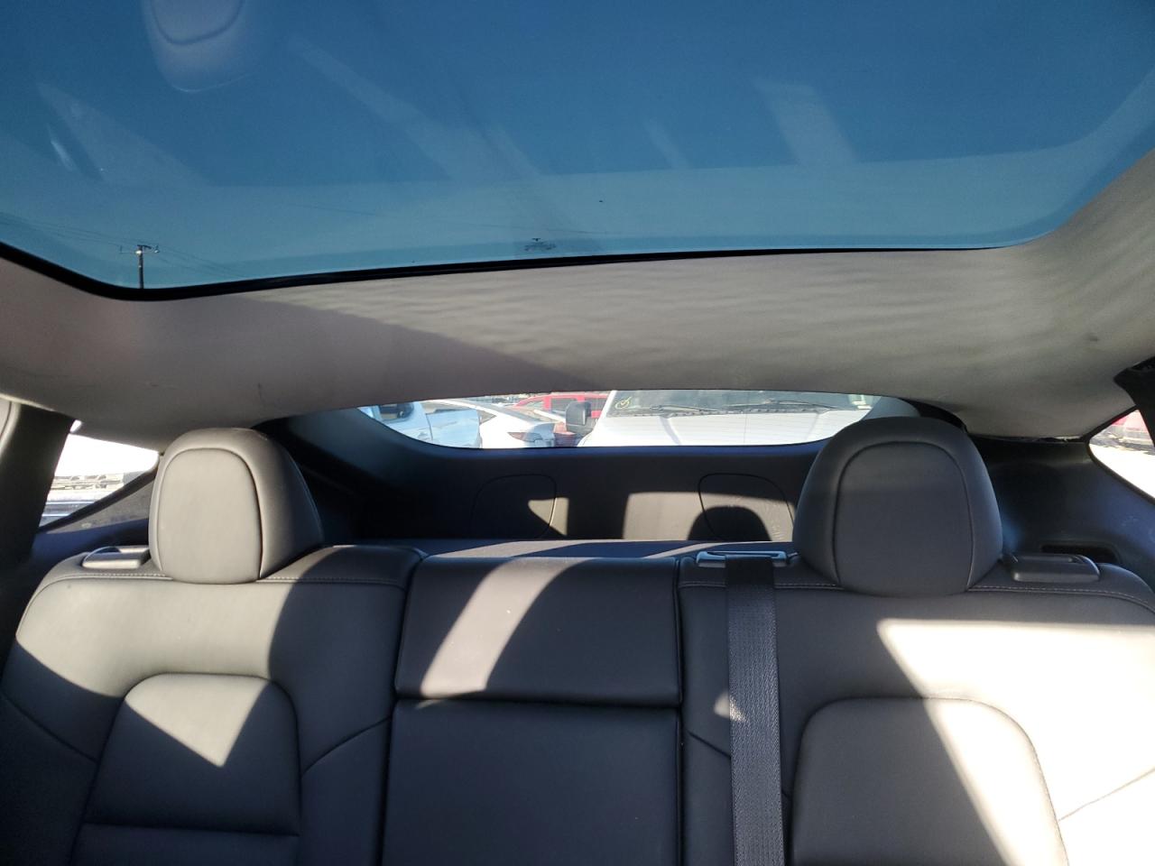 2022 TESLA MODEL Y  VIN:7SAYGDEE8NA003845