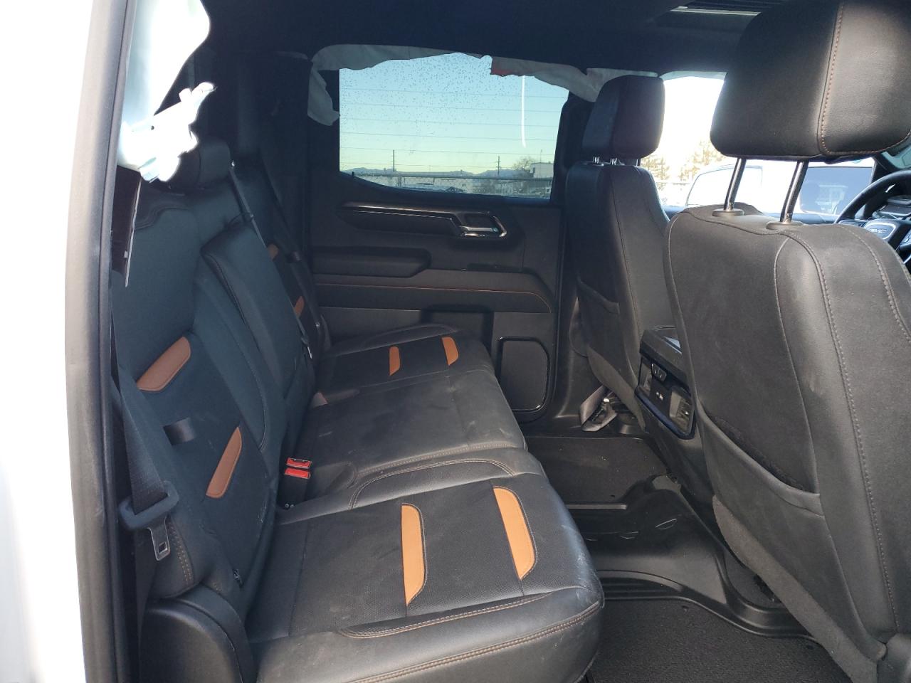 2023 GMC SIERRA K1500 AT4 VIN:1GTUUEE88PZ190606