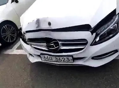 2015 Mercedes-Benz C 200 WDDWF4CB8FF079300 VIN:WDDWF4CB8FF079300