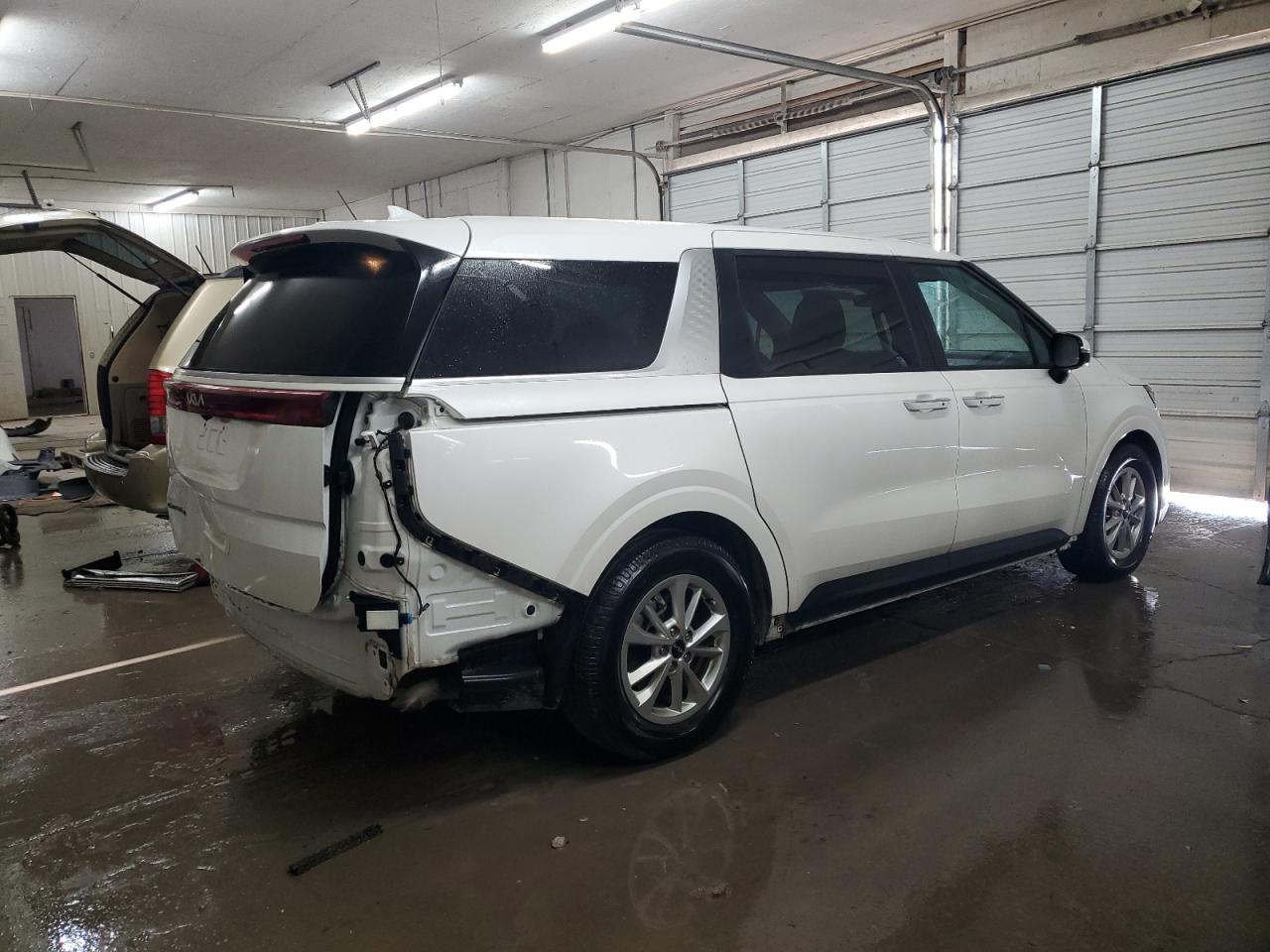 2022 KIA CARNIVAL LX VIN:KNDNB4H39N6123533