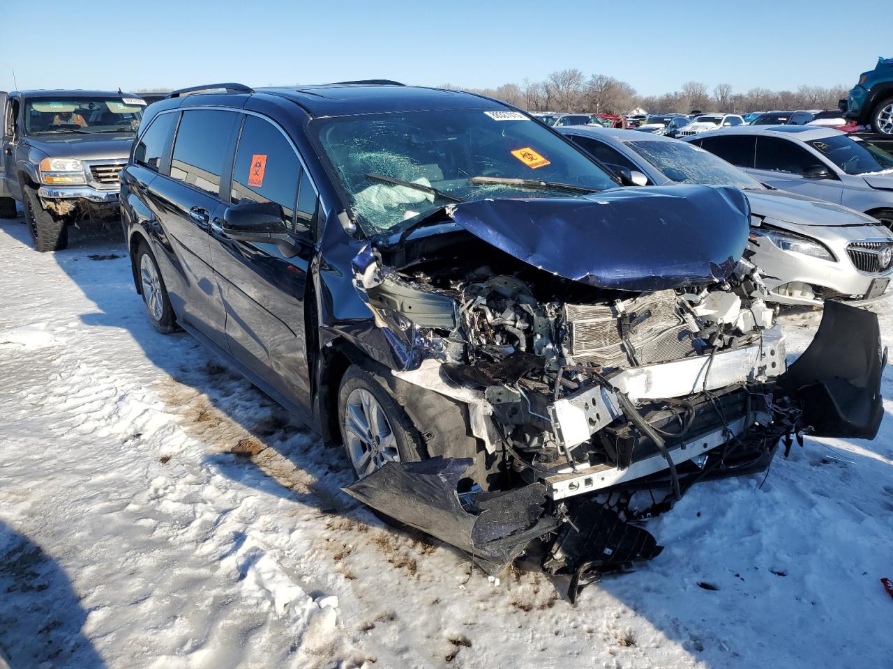 2022 TOYOTA SIENNA XSE VIN:5TDXSKFC8NS071490