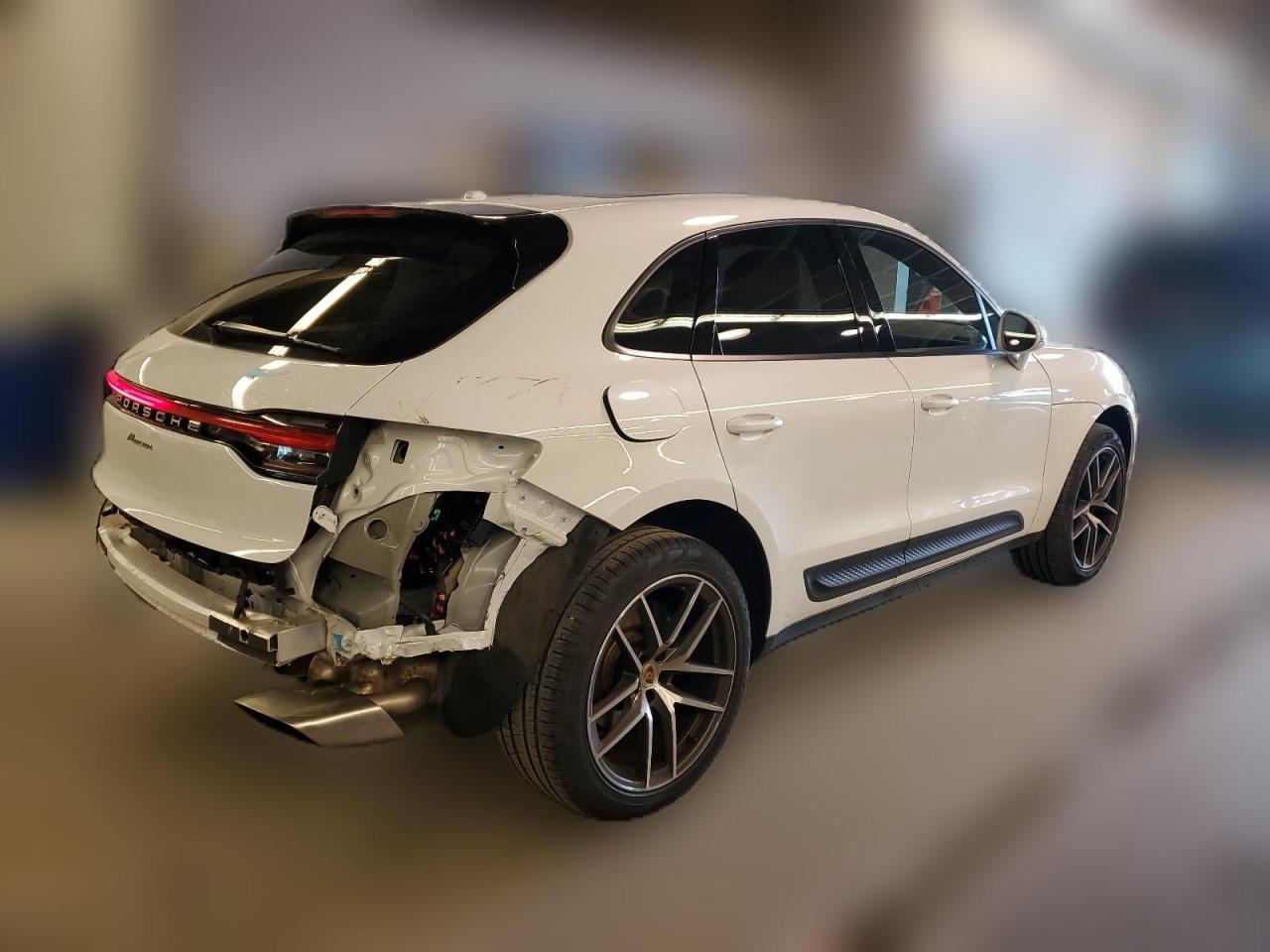 2022 PORSCHE MACAN  VIN:WP1AA2A5XNLB11215