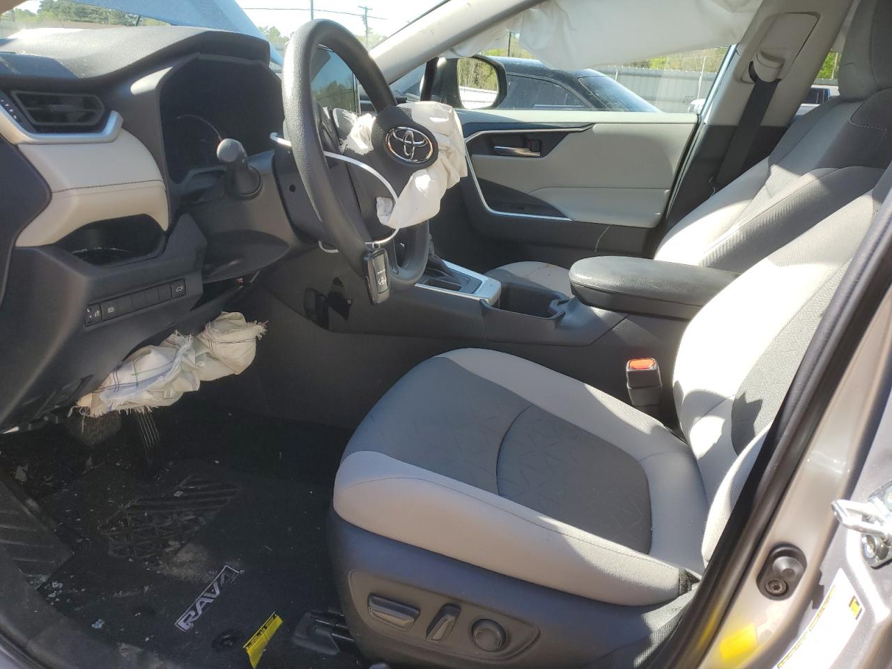 2023 TOYOTA RAV4 XLE VIN:2T3W1RFV3PC218729