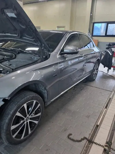 2021 Mercedes-Benz E 300 W1KZF5EB8MA947189 VIN:W1KZF5EB8MA947189