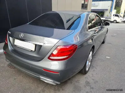 2018 Mercedes-Benz E 220 WDDZF0EB2JA477806 VIN:WDDZF0EB2JA477806