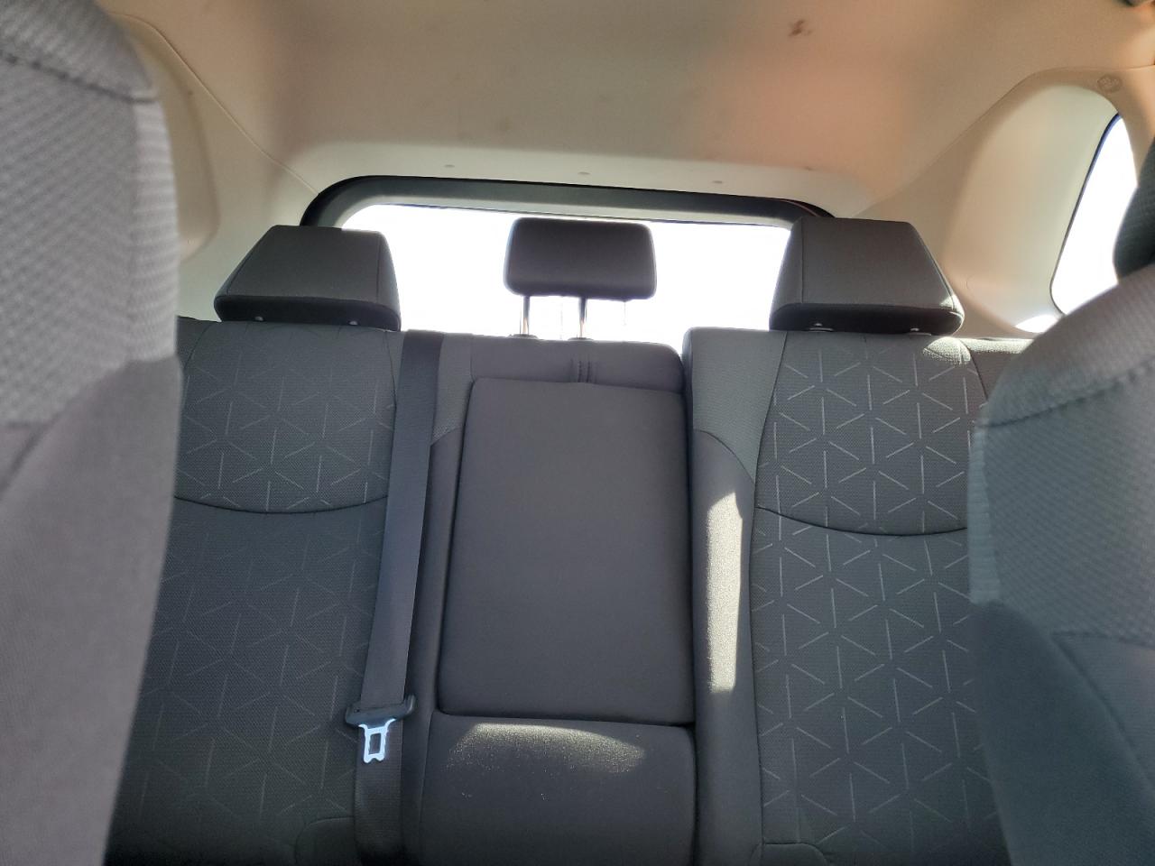 2024 TOYOTA RAV4 XLE VIN:2T3W1RFV9RW303043