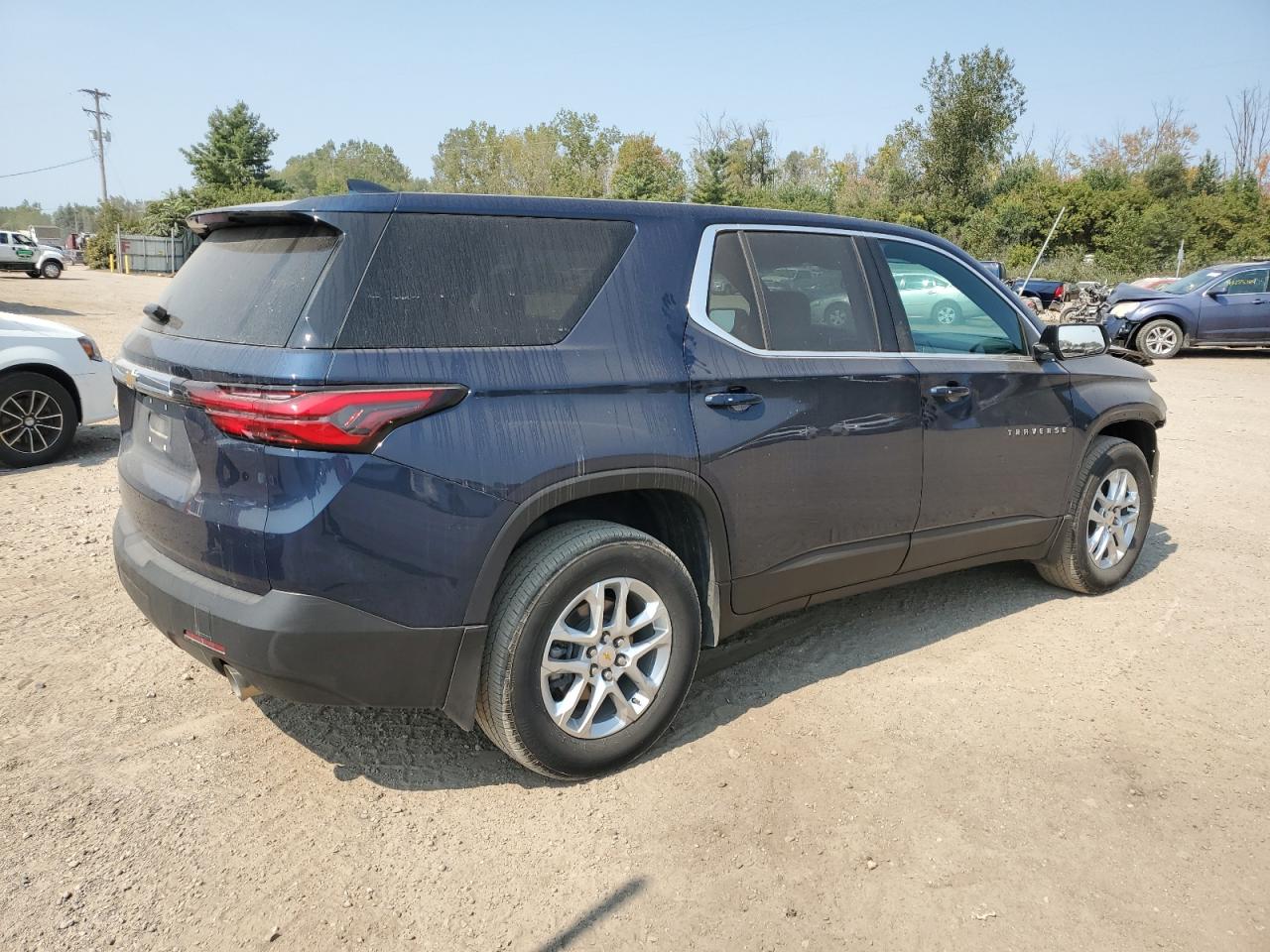 2023 CHEVROLET TRAVERSE LS VIN:1GNEVFKW4PJ245715