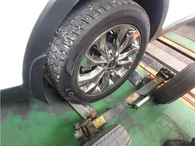 2018 Kia Sorento KNAPH81BDJA386811 VIN:KNAPH81BDJA386811