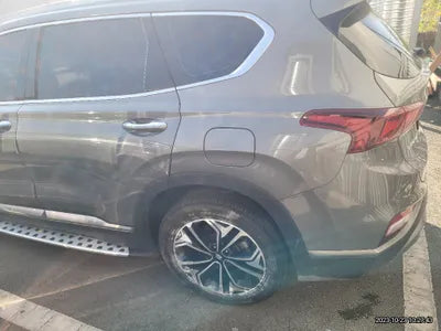 2018 Hyundai Santa FE VIN: