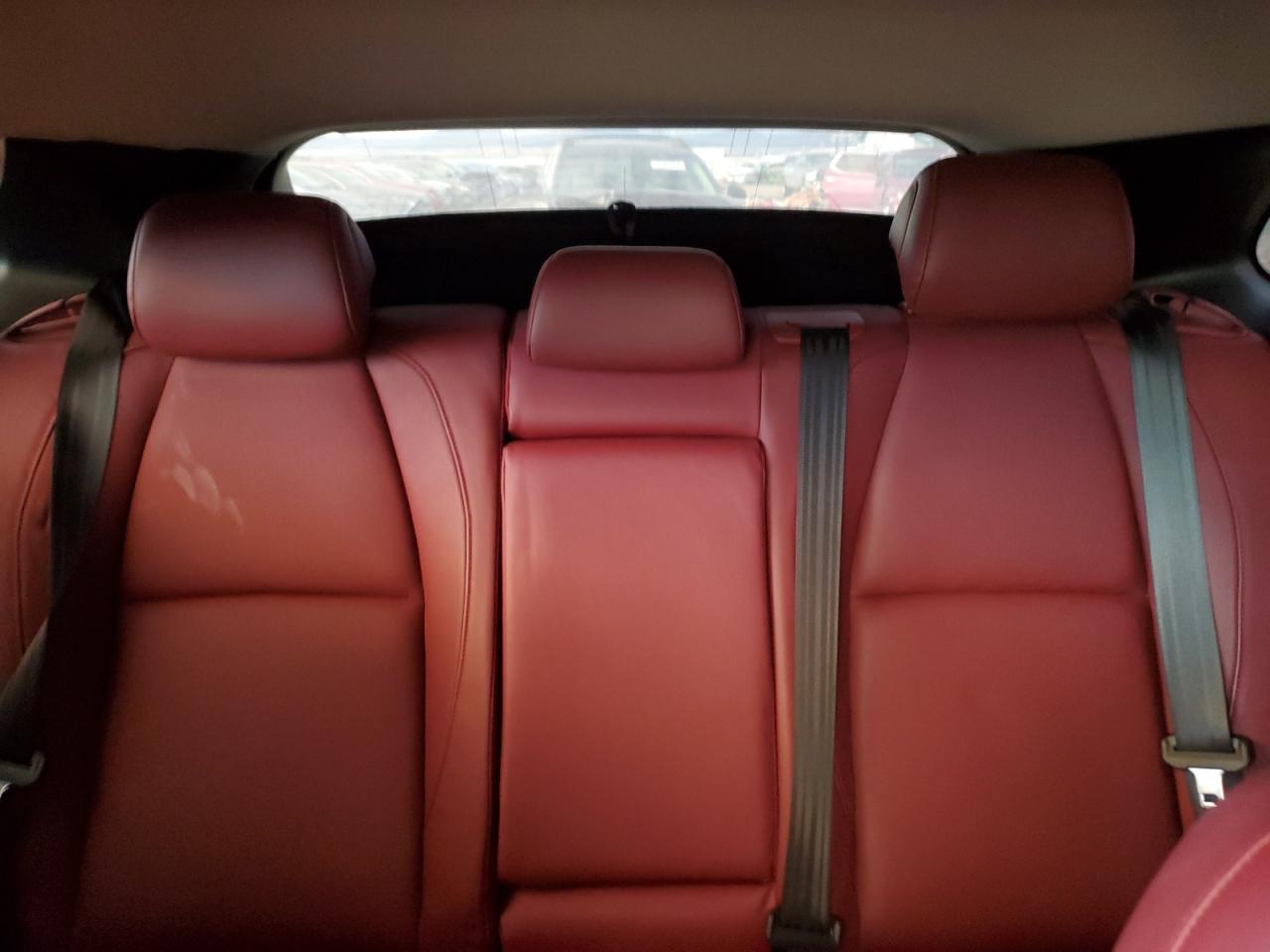 2022 MAZDA CX-30 PREFERRED VIN:3MVDMBCL4NM439051