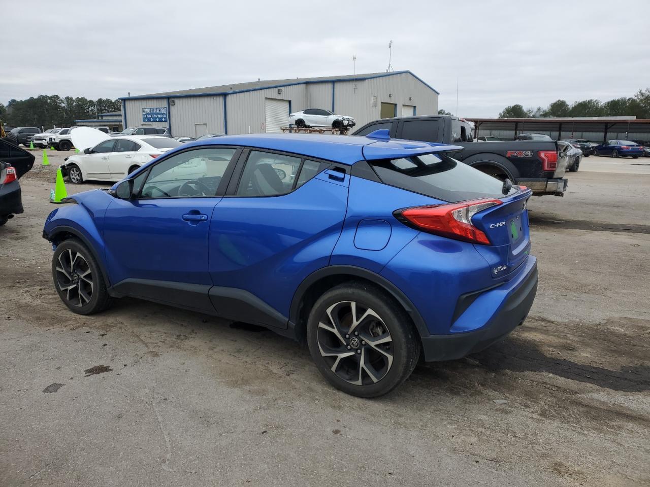 2022 TOYOTA C-HR XLE VIN:NMTKHMBX2NR142159
