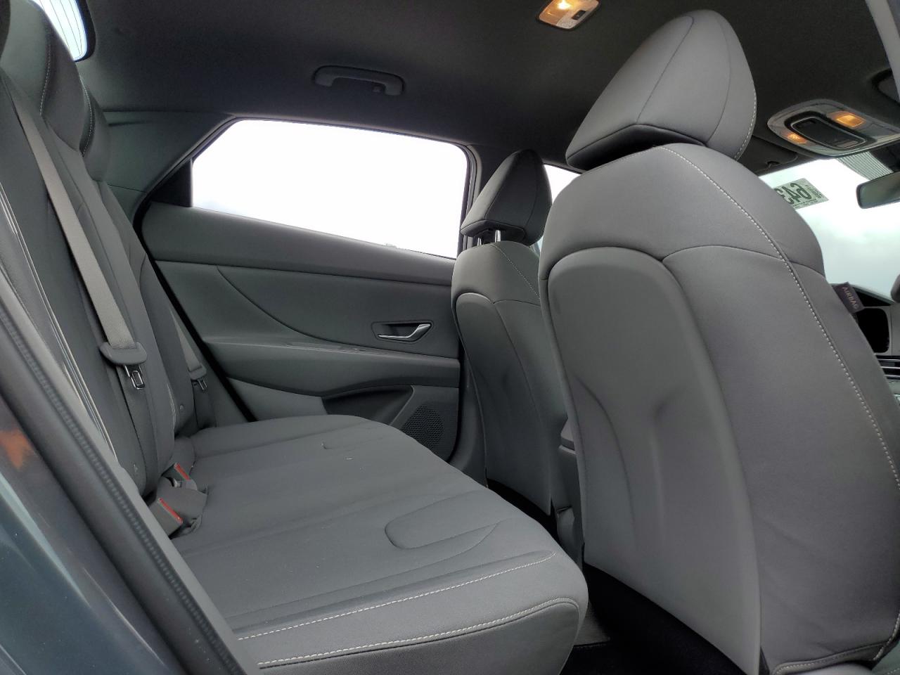 2023 HYUNDAI ELANTRA SEL VIN:KMHLM4AG5PU610172