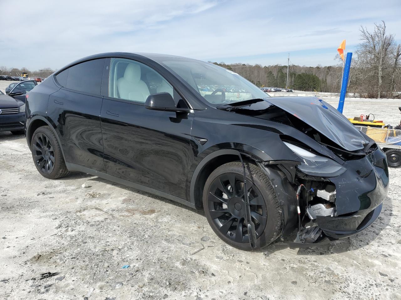 2023 TESLA MODEL Y  VIN:7SAYGDEE6PF893431