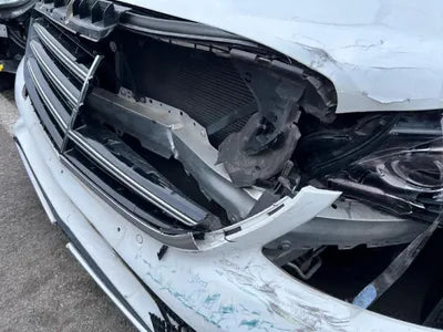 2016 Mercedes-Benz E 220 VIN: