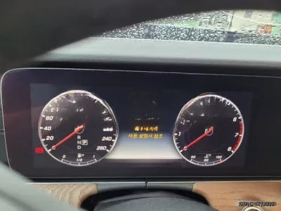 2019 Mercedes-Benz E 300 NONE VIN: