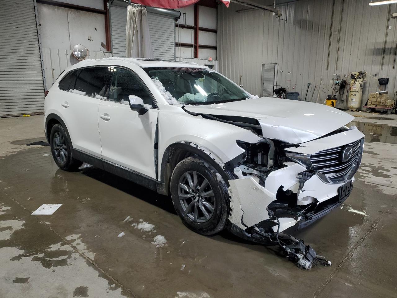 2022 MAZDA CX-9 TOURING VIN:JM3TCBCY7N0604340